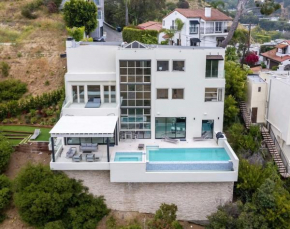 Stunning View 3-BR Home Hollywood Vista & Infinity Pool